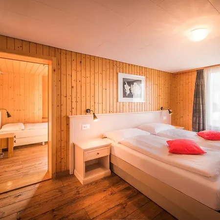 Tell And Hotell 3*