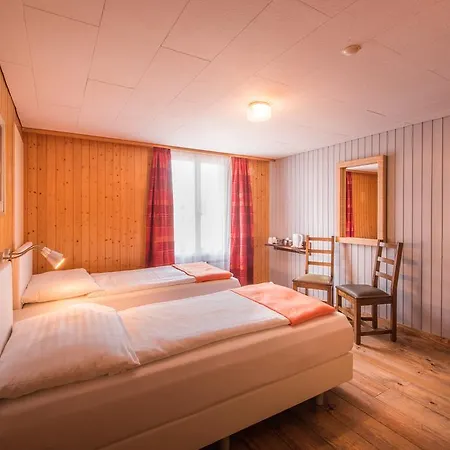 Tell And Hotell 3*