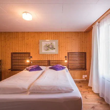 Hotell Tell And 3*